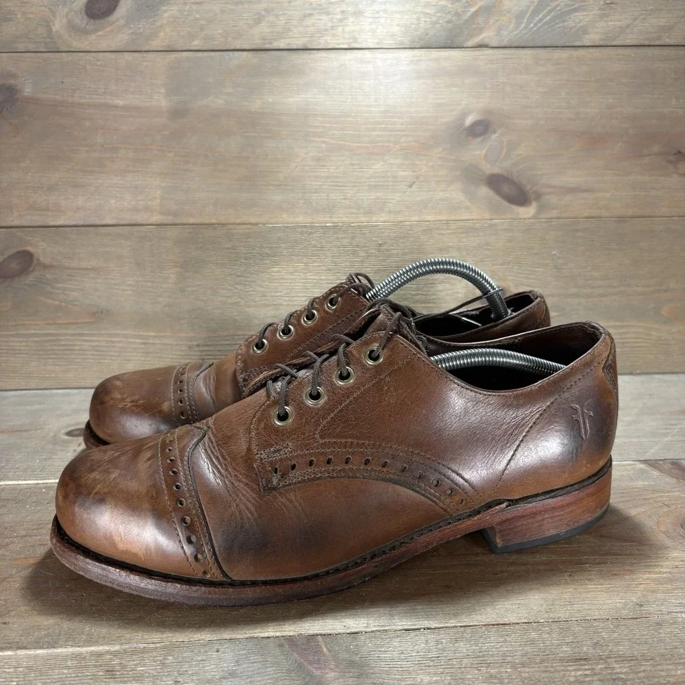 frye arkansas Mens size 9.5 shoes Brown Leather Cap Toe Brogue Oxfords